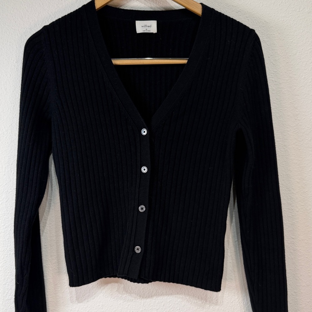 Aritzia Wilfred Manila Cardigan Size Medium Black Ribbed Soft Button Front - Picture 2 of 5